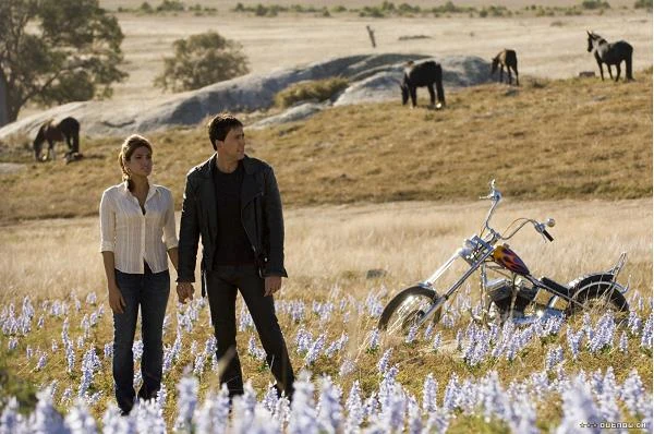Eva Mendes w filmie "Ghost Rider" (2007) Eva Mendes w filmie "Ghost Rider" (2007)