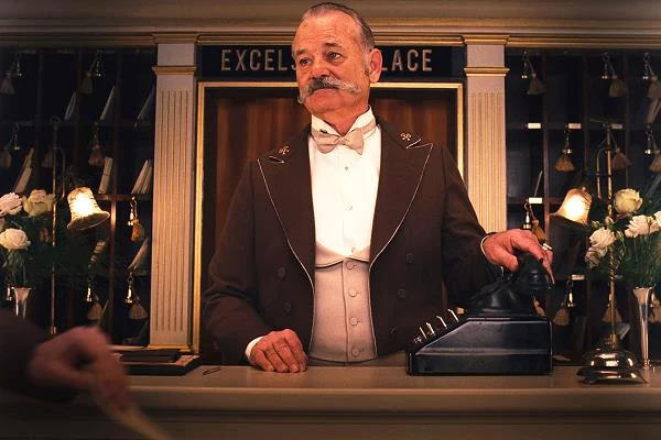 Bill Murray w scenie z filmu "Grand Budapest Hotel"