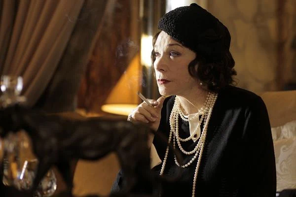 Jej ostatnią wielką kreacją była rola tytułowej bohaterki w miniserialu "Coco Chanel" (2008), za którą otrzymała następną nominacje do Złotego Globu. Aktorka wciąż nie narzeka na brak ofert, niedawno mogliśmy oglądać ją w popularnym brytyjskim serialu "Downton Abbey" oraz w filmie "Sekretne życie Waltera Mitty".