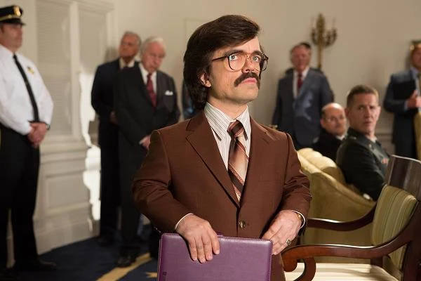 Peter Dinklage w scenie z filmu "X-Men: Przeszłość, która nadejdzie"