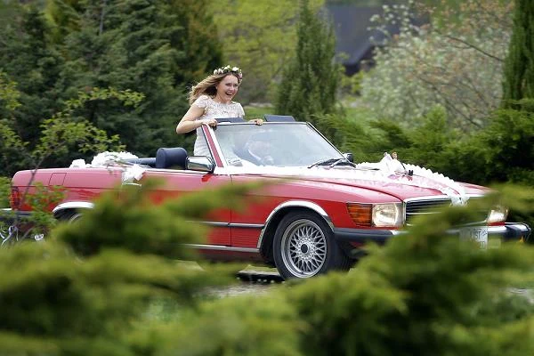 Fani "To nie koniec świata!" nie składają jednak broni. "Chcemy III sezonu 'To nie koniec świata'" - pod takim hasłem walczą na Facebooku o uratowanie serialu.

