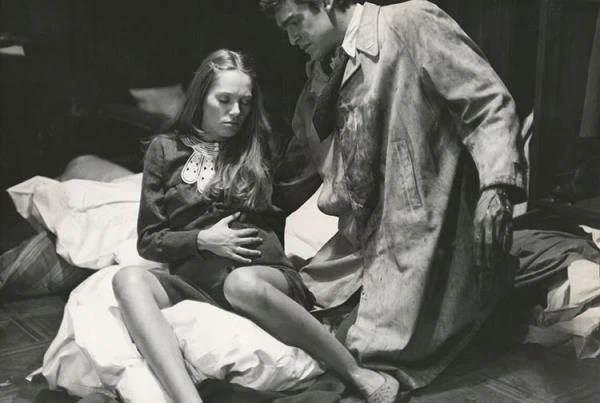 W kontrowersyjnej "Trzeciej części nocy" Andrzeja Żuławskiego zagrała wspólnie z Leszkiem Teleszyńskim.