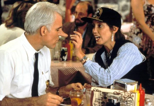 Lata 90. aktorka zaknęła rolą w komedii romantycznej Freda Schepisiego "Roxanne" (1987). We uwspółcześnionej wersji "Cyrano de Bergeraca" główną rolę grał komik Steve Martin.