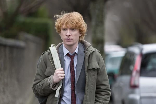 Domhnall Gleeson w scenie z filmu "Frank"