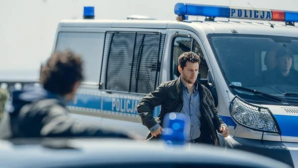 Wojciech Zieliński w serialu "Zbrodnia" - fot. Jarosław Sosiński / AXN CE Wojciech Zieliński w serialu "Zbrodnia" - fot. Jarosław Sosiński / AXN CE
