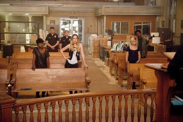 Bardzo pracowity, choć niezbyt obfitujący w sukcesy, był dla aktorki 2012 rok, w którym wystąpiła aż w czterech filmach. Niestety były to raczej epizodyczne role. Takie jak w niezwykle popularnej komedii kryminalnej "21 Jump Street", w której w główne role wcielali się Channing Tatum i Jonah Hill. Bardzo pracowity, choć niezbyt obfitujący w sukcesy, był dla aktorki 2012 rok, w którym wystąpiła aż w czterech filmach. Niestety były to raczej epizodyczne role. Takie jak w niezwykle popularnej komedii kryminalnej "21 Jump Street", w której w główne role wcielali się Channing Tatum i Jonah Hill.