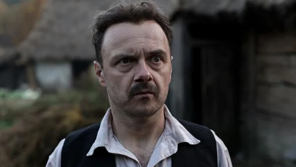 Arkadiusz Jakubik (jako Maciej Skiba) na planie filmu "Wołyń" - fot. Krzysztof Wiktor / Film it