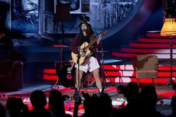 Joanna Liszowska jako Linda Perry