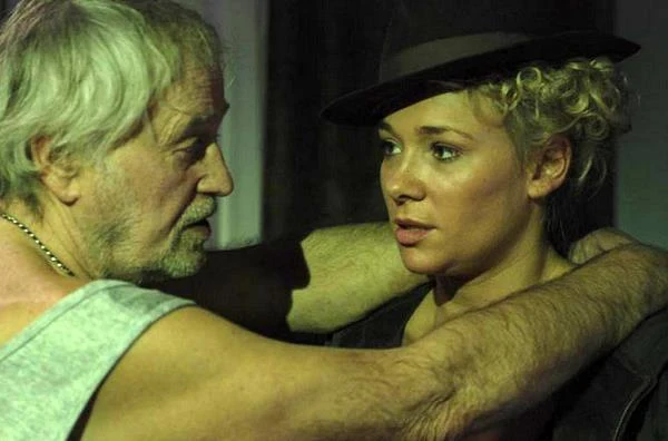 Wielkim powrotem Jana Nowickiego była rola w filmie Jacka Bławuta "Jeszcze nie wieczór" (2008), za którą artysta uhonorowany został nagrodą dla najlepszego aktora na Festiwalu Filmowym w Gdyni. Nowicki stworzył tu quasiautobiograficzną kreację gwiazdora kina i teatru Jerzego, który przyjeżdża na rekonwalescencję do Domu Aktora w Skolimowie.