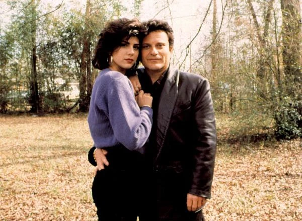 Pierwszą znaczącą rolą kinową, którą zwróciła na siebie uwagę krytyków i widzów, była postać córki Sylvestra Stallone w filmie "Oscar" (1991). W 1992 roku w filmie "Mój kuzyn Vinny" (na zdjęciu) zagrała dziewczynę początkującego adwokata (Joe Pesci) - brawurowa kreacja przyniosła jej Oscara za najlepszą rolę drugoplanową - fot. Everett Collection