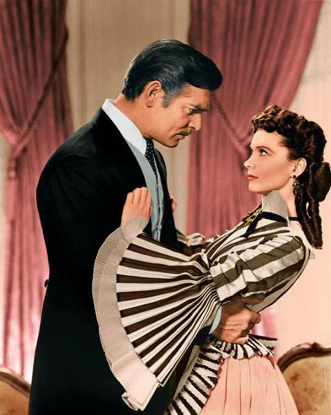 Clarke Gable i Vivien Leigh w filmie "Przeminęło z wiatrem"