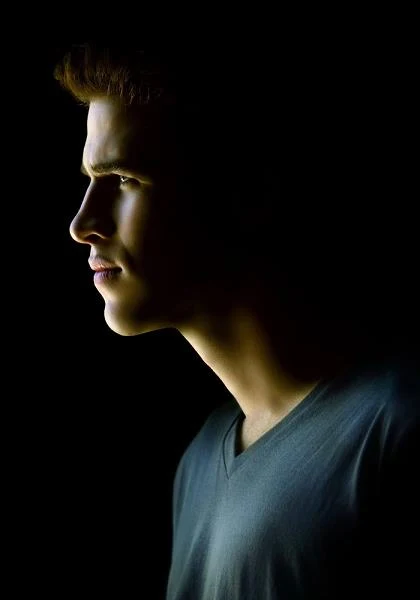 "Liam ma prezencję i charyzmę heroicznego bohatera, a przy tym wielką naturalność" - mówił producent filmu "Igrzyska śmierci" (2012), John Kilik. W ekranizacji powieści Suzanne Collins Hemsworth wcielił się w postać Gale'a, najlepszego wieloletniego przyjaciela Katniss (Jennifer Lawrence) z Dystryktu 12. Powtórzył tę rolę w zrealizowanym rok później sequelu "W pierścieniu ognia".