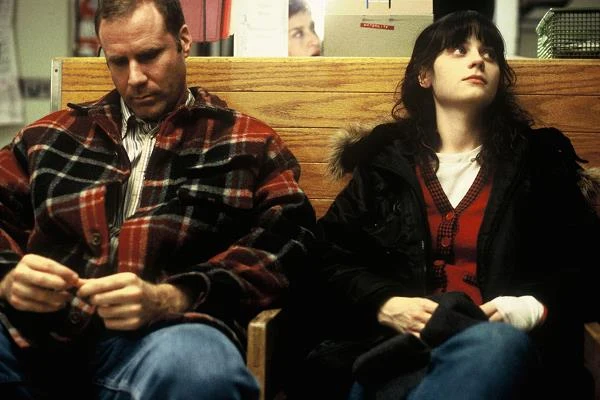 Większość kinomanów zapamiętała jednak Deschanel dopiero za sprawą roli w komediodramacie "Byle do wiosny" (2005), gdzie wcieliła się w córkę laureata nagrody Pulitzera (Ed Harris), który od ponad 20 lat nie opublikował ani jednego słowa. Na planie towarzyszył jej Will Ferrell, z którym poznała się kilka lat wcześniej przy okazji pracy nad komedią "Elf".