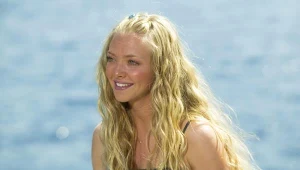 Amanda Seyfried w filmie "Mamma Mia!" (2008)
