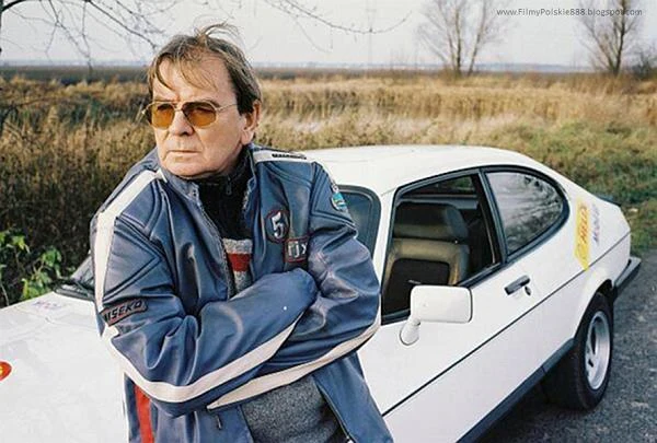 Jednym z bohaterów filmu jest Mały (Zygmunt Malanowicz), utytułowany kierowca rajdowy, przygotowuje się do wyścigu. Na przeszkodzie stają mu jednak problemy ze zdrowiem.

