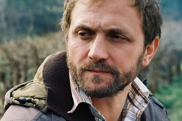 W roli "Dzieciaka" oglądaliśmy w "Tulipanach" Andrzeja Chyrę, dobrego znajomego Jacka Borcucha. To oni stworzyli niezapomniany ekranowy duet w "Długu" Krzysztofa Krauzego. Od tego momentu Chyra pojawia się w każdym filmie Borcucha.