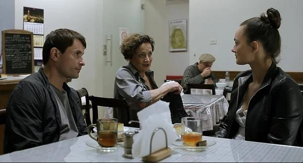 Grzegorz Stosz, Ewa Dałkowska oraz Izabela Nowakowska w filmie "Heavy Mental"