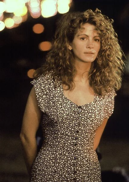Po filmie "Pretty Women" wydawało się, że aktorka stanie się "ekspertką" od ról w komediach romantycznych. Jednak jej kolejnym filmem był thriller "Sypiając z wrogiem" (1991)