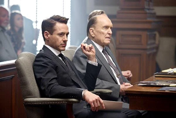 Ostatnia kreacja artysty pochodzi z dramatu "Sędzia" (2014) Davida Dobkina, opowiadającym o odnoszącym sukcesy adwokacie, który powraca do rodzinnego miasta na pogrzeb matki i dowiaduje się, że jego ojciec, miejscowy sędzia, podejrzany jest o morderstwo.