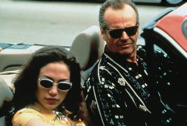 Następnie gwiazda zagrała przed kamerą samego Francisa Forda Coppoli w Komedii "Jack", w której w tytułową rolę wcielał się Robin Williams. Wystąpiła też u boku Jacka Nicholsona w thrillerze "Krew i wino", opowiadajacym historię zamożnego handlowca, który, aby podreperować finanse,
postanawia ukraść brylantowy naszyjnik.