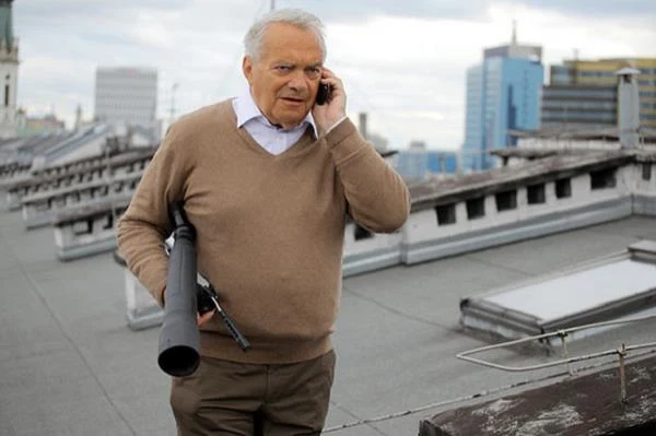 Aktor wciąż pozostaje czynny zawodowo. Fani polskiej produkcji telewizyjnej moga kojarzyć Wardejna z ról w serialach "Prawo Agaty", "Ja to mam szczęście!", "Zbrodnia" oraz drugiego sezonu kryminalnego "Na krawędzi" (na zdjęciu).