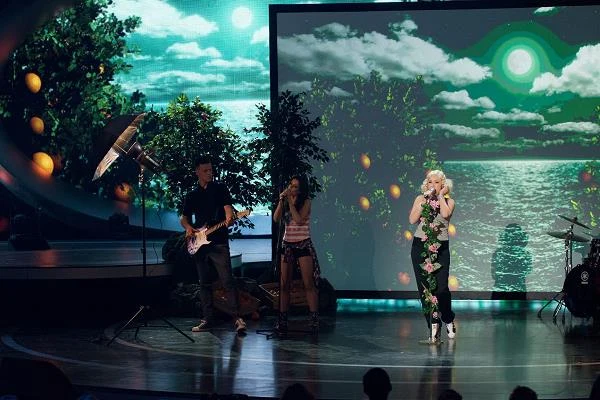 Katarzyna Cerekwicka jako Gwen Stefani z No Doubt