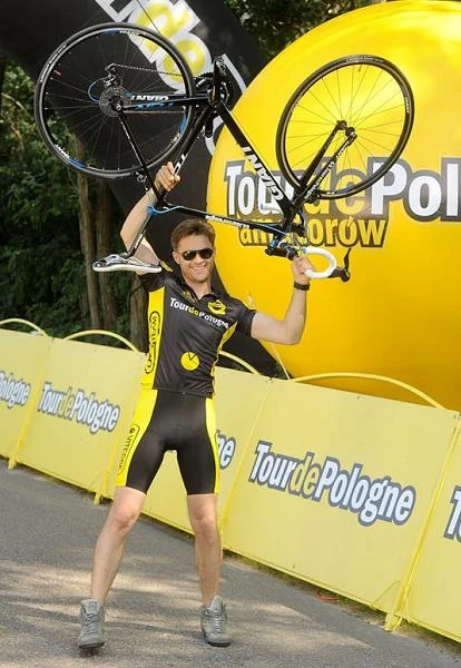 Maciej Zakościelny urodził się w nazywanej "miastem rowerów" Stalowej Woli. W 2011 roku wspólnie z aktorami z "Czasu honoru" wziął udział w jednym etapie Tour de Pologne. Pochodzenie zobowiązuje...- fot. Piotr Wygoda