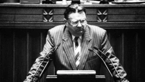4 czerwca 1992 rok. Jan Olszewski przemawia w Sejmie