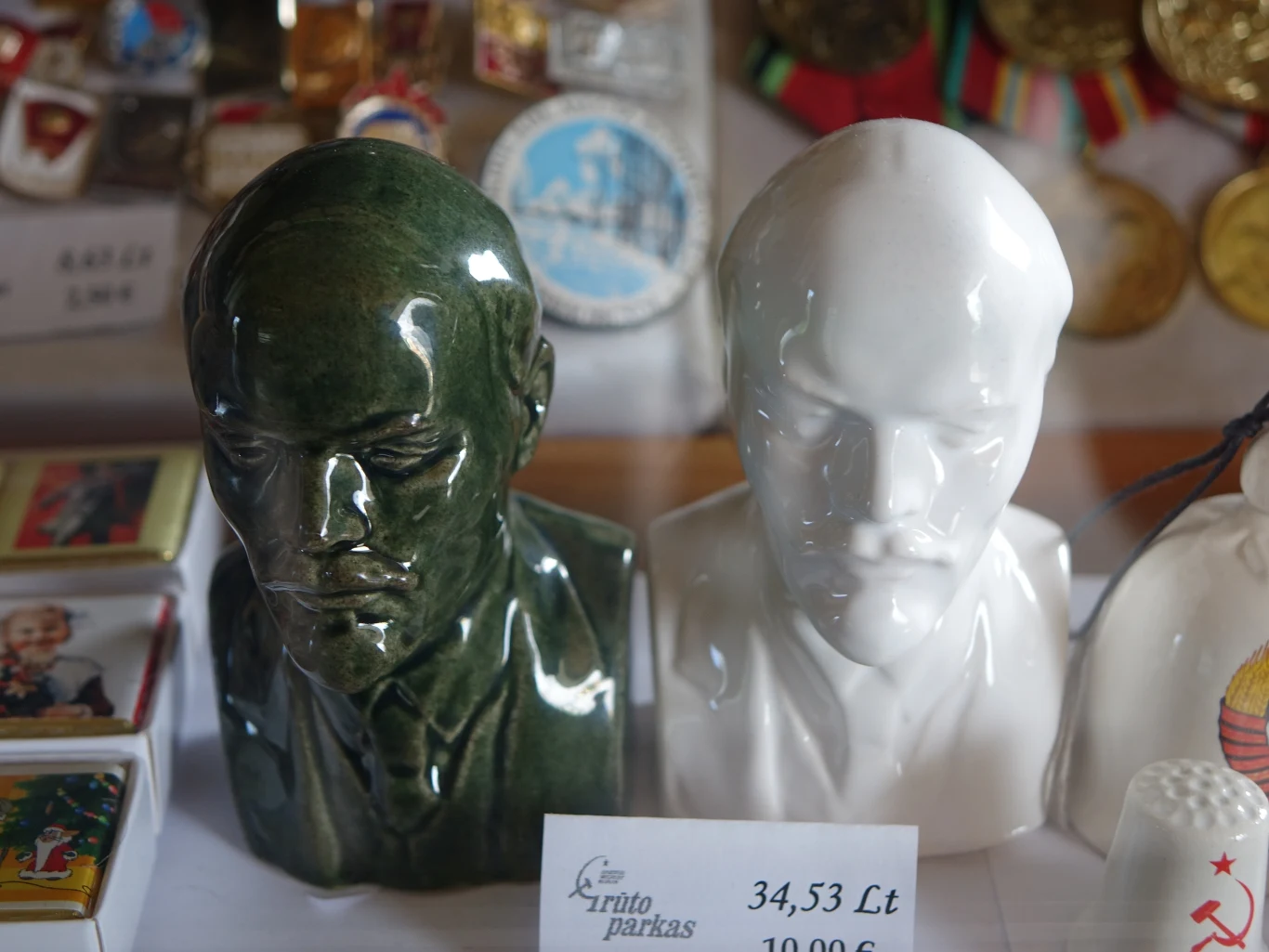 Oryginalne pamiątki do kupienia w muzeum