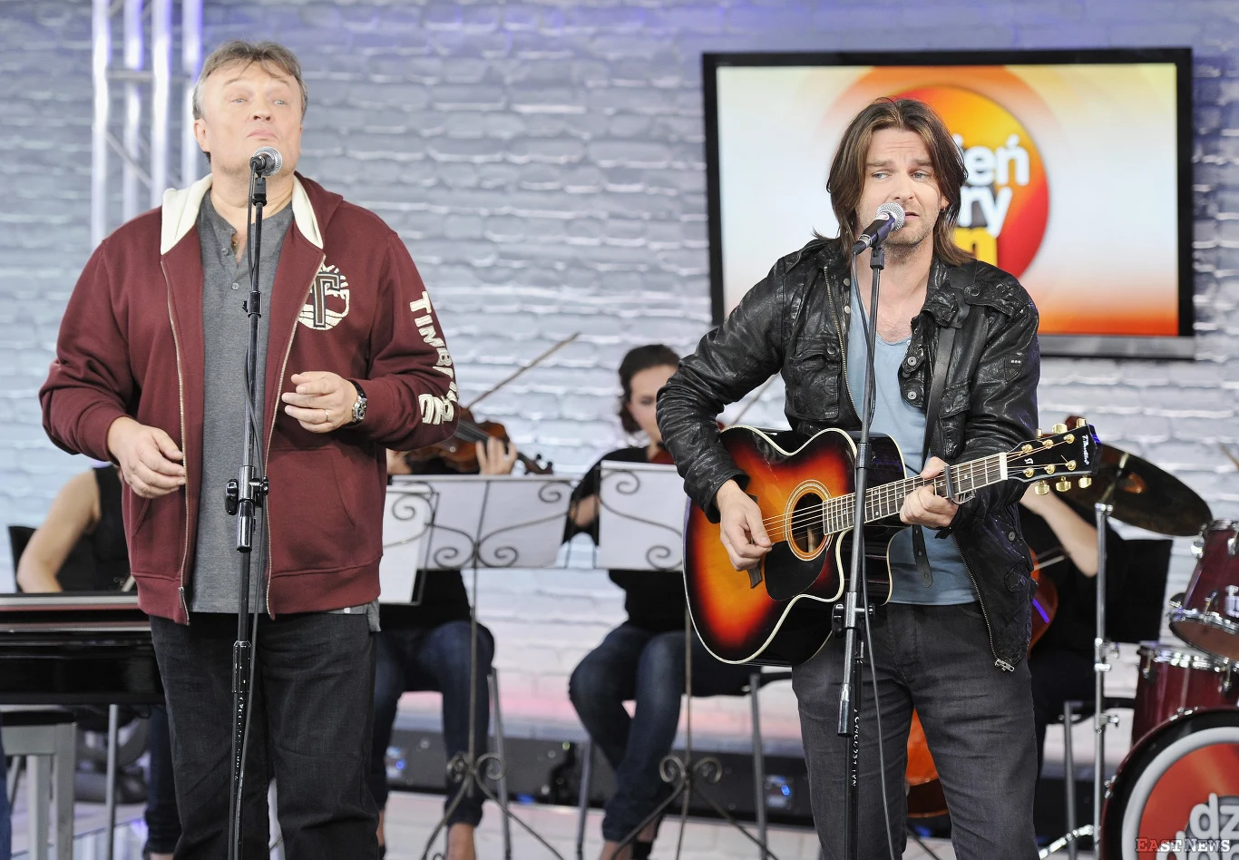 W 2010 roku Cugowski wystąpił z Rayem Willsonem w programie "Dzień dobry TVN" 