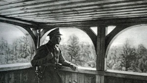 Żołnierz Korpusu Ochrony Pogranicza na warcie