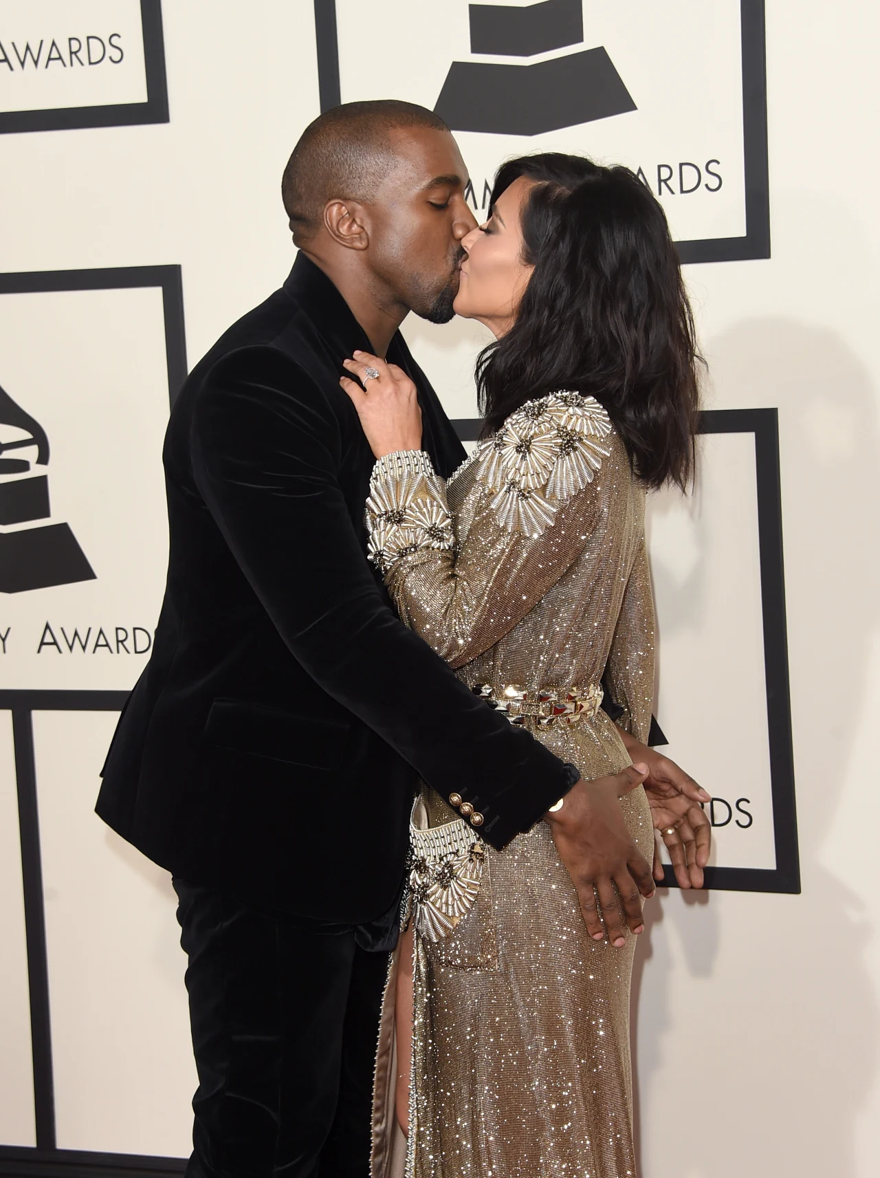 Para ponoć spodziewa się bliźniaków! Para ponoć spodziewa się bliźniaków!