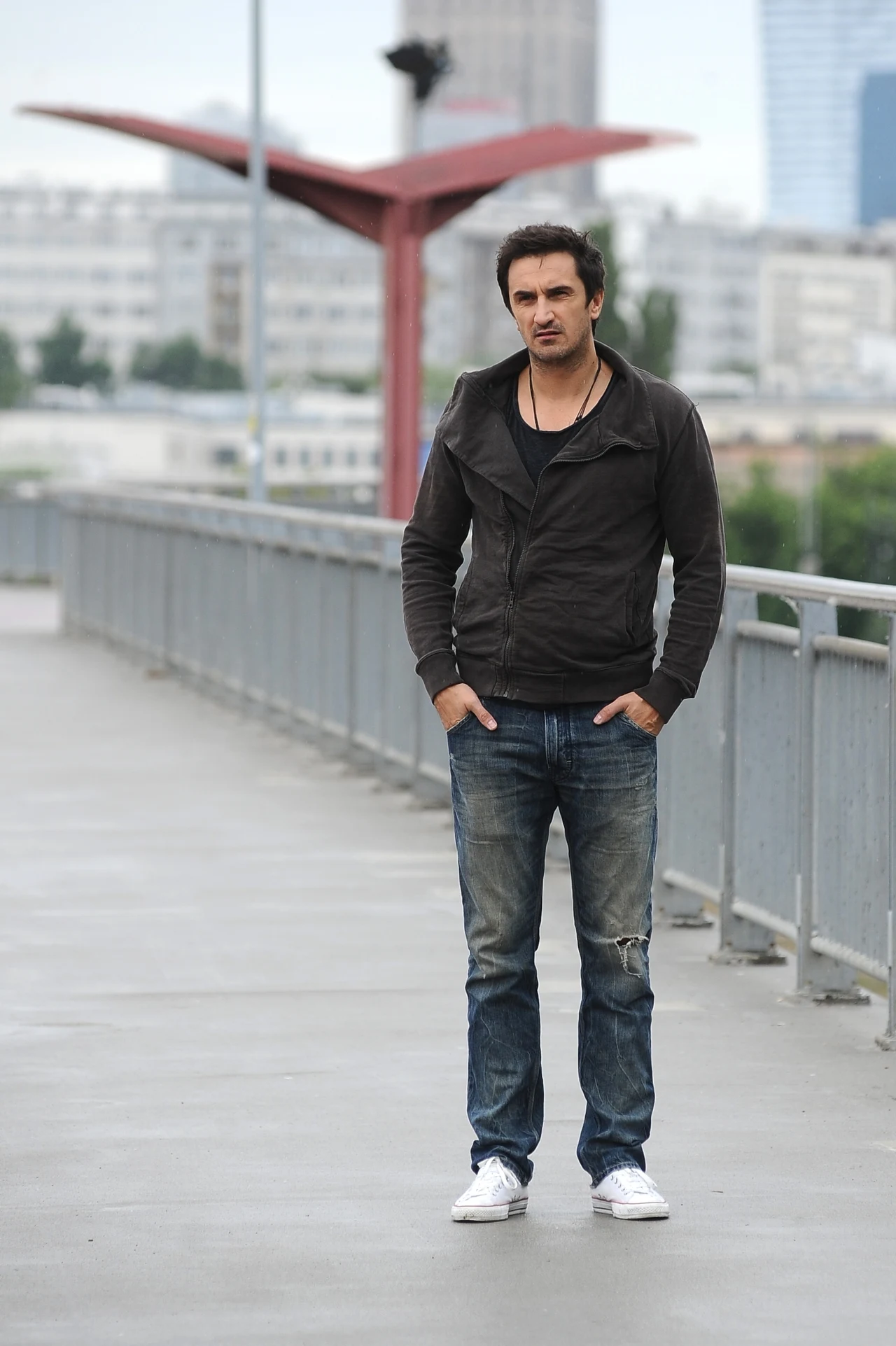 Sebastian Karpiel-Bułecka podczas nagrań do teledysku Zakopower Sebastian Karpiel-Bułecka podczas nagrań do teledysku Zakopower