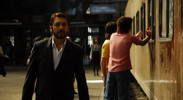 Kadr z filmu "El Secreto de Sus Ojos" Kadr z filmu "El Secreto de Sus Ojos"