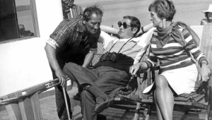 Jan Himilsbach, Zdzisław Maklakiewicz i Wanda Lothe-Stanisławska w filmie "Rejs"