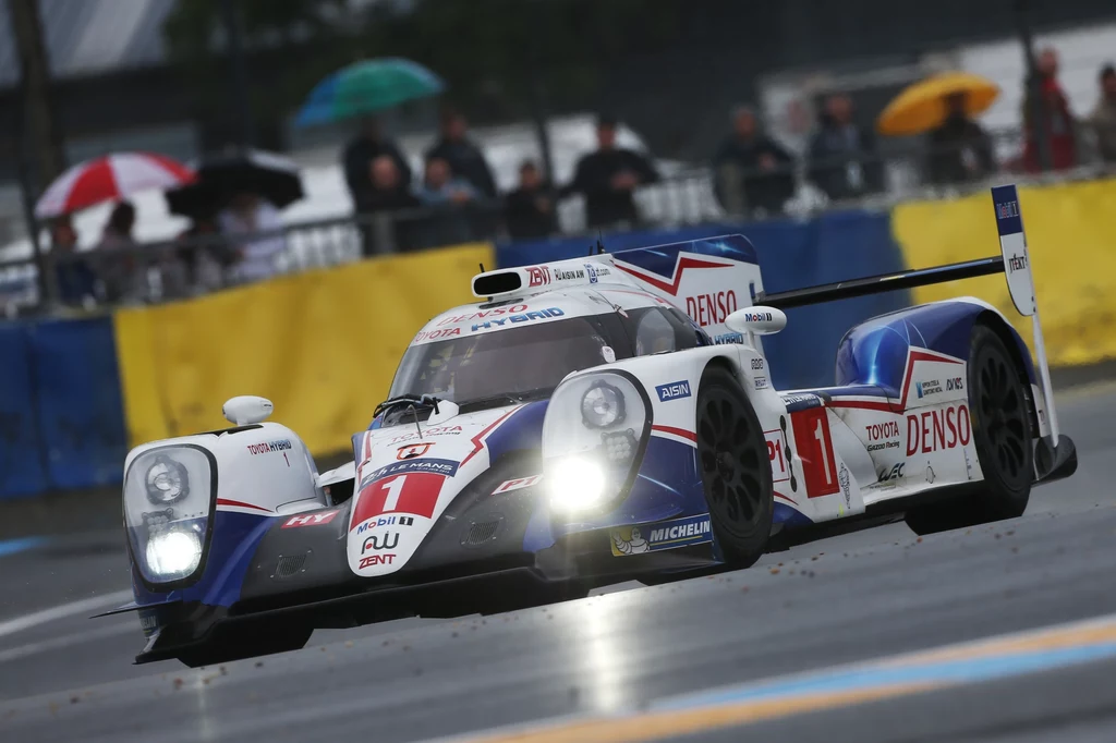 TS040 Hybrid - bolid zespołu Toyota GAZOO Racing