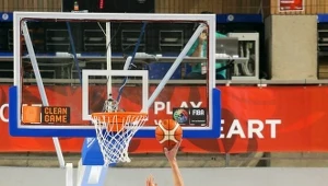 Ewelina Kobryn w meczu z Turczynkami