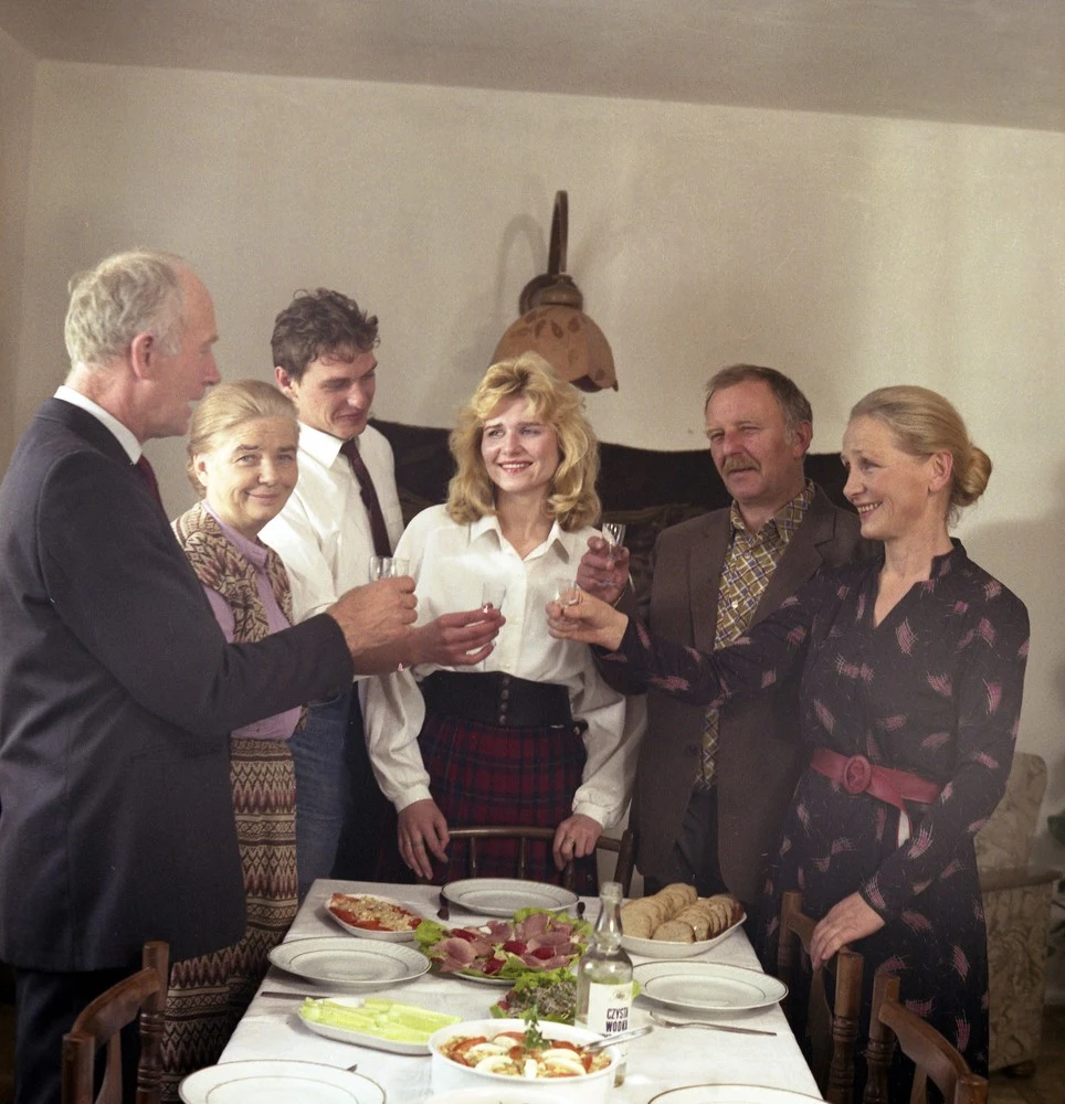 Kadr z filmu "Kogel-mogel" Kadr z filmu "Kogel-mogel"