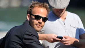 Wyluzowany Stephen Dorff podczas festiwalu w Wenecji, gdzie "Somewhere" zdobyło Złotego Lwa