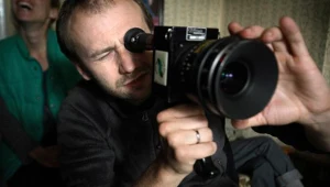 Marcin Koszałka podczas pracy na planie, fot. ze strony marcinkoszalka.pl