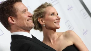 Anne Heche z "wiecznym narzeczonym" - fot. Ari Perilstein