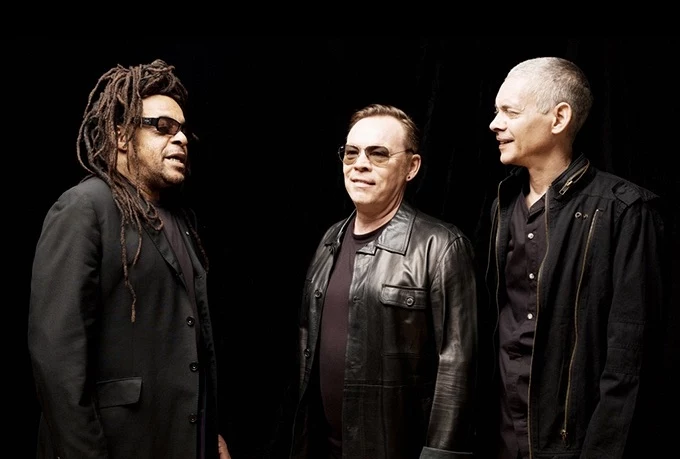 Na zakończenie Life Festival Oświęcim 2015 zagra grupa UB40 Na zakończenie Life Festival Oświęcim 2015 zagra grupa UB40