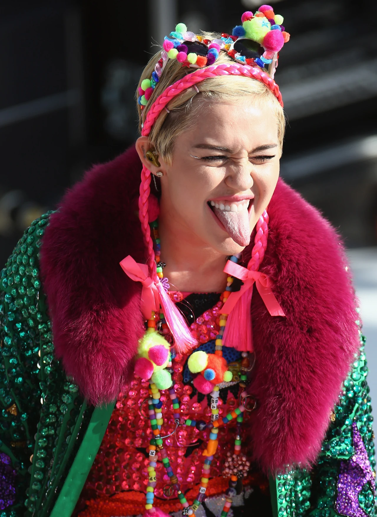 Miley Cyrus broni praw transseksualistów Miley Cyrus broni praw transseksualistów
