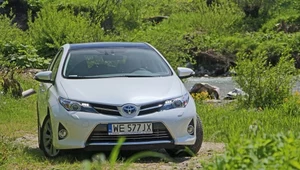 Hybrydowa Toyota Auris – najlepsza z gamy, ale z innych powodów, niż myślisz