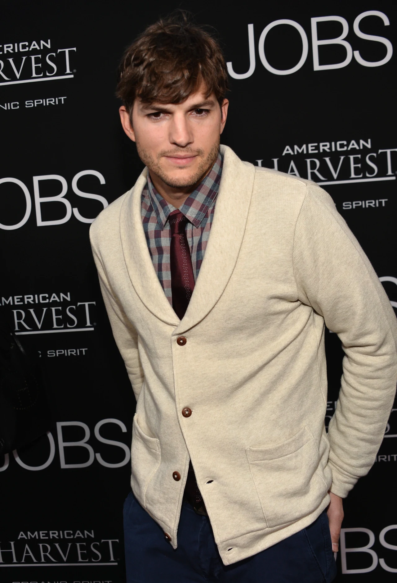 Ashton Kutcher Ashton Kutcher