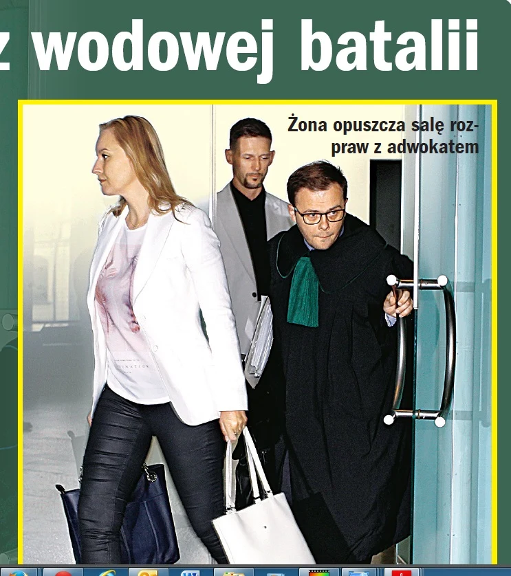 Michał z byłą żoną wychodzą z sali sądowej Michał z byłą żoną wychodzą z sali sądowej