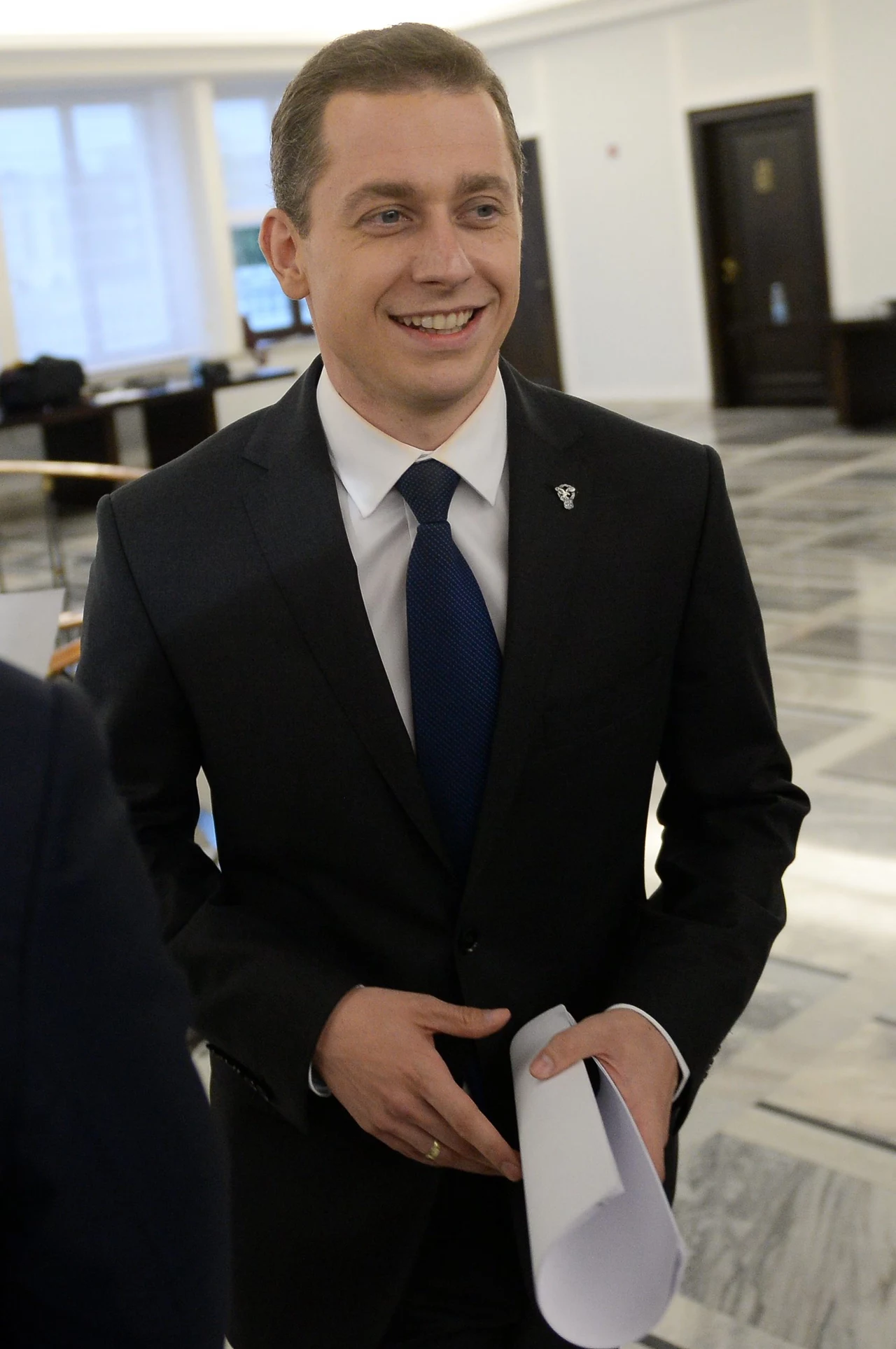 Cezary Tomczyk po posiedzeniu klubu parlamentarnego PO w Sejmie Cezary Tomczyk po posiedzeniu klubu parlamentarnego PO w Sejmie