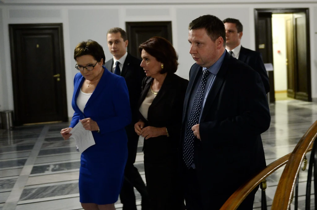 Ewa Kopacz, Małgorzata Kidawa-Błońska i Marcin Kierwiński po posiedzeniu klubu parlamentarnego PO w Sejmie Ewa Kopacz, Małgorzata Kidawa-Błońska i Marcin Kierwiński po posiedzeniu klubu parlamentarnego PO w Sejmie
