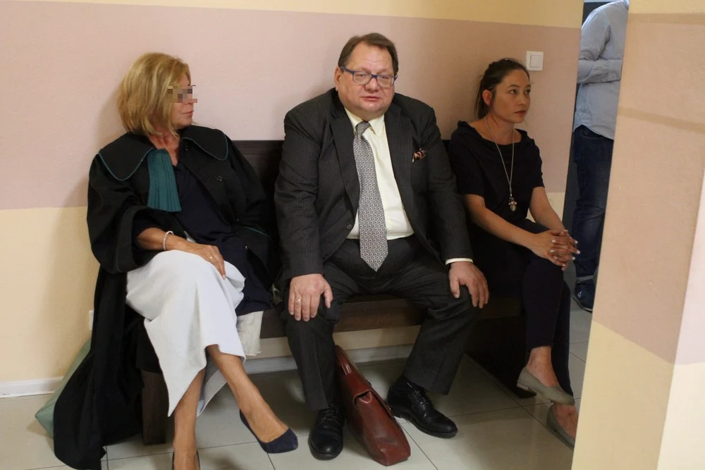 Kalisz z matką dziecka w sądzie 