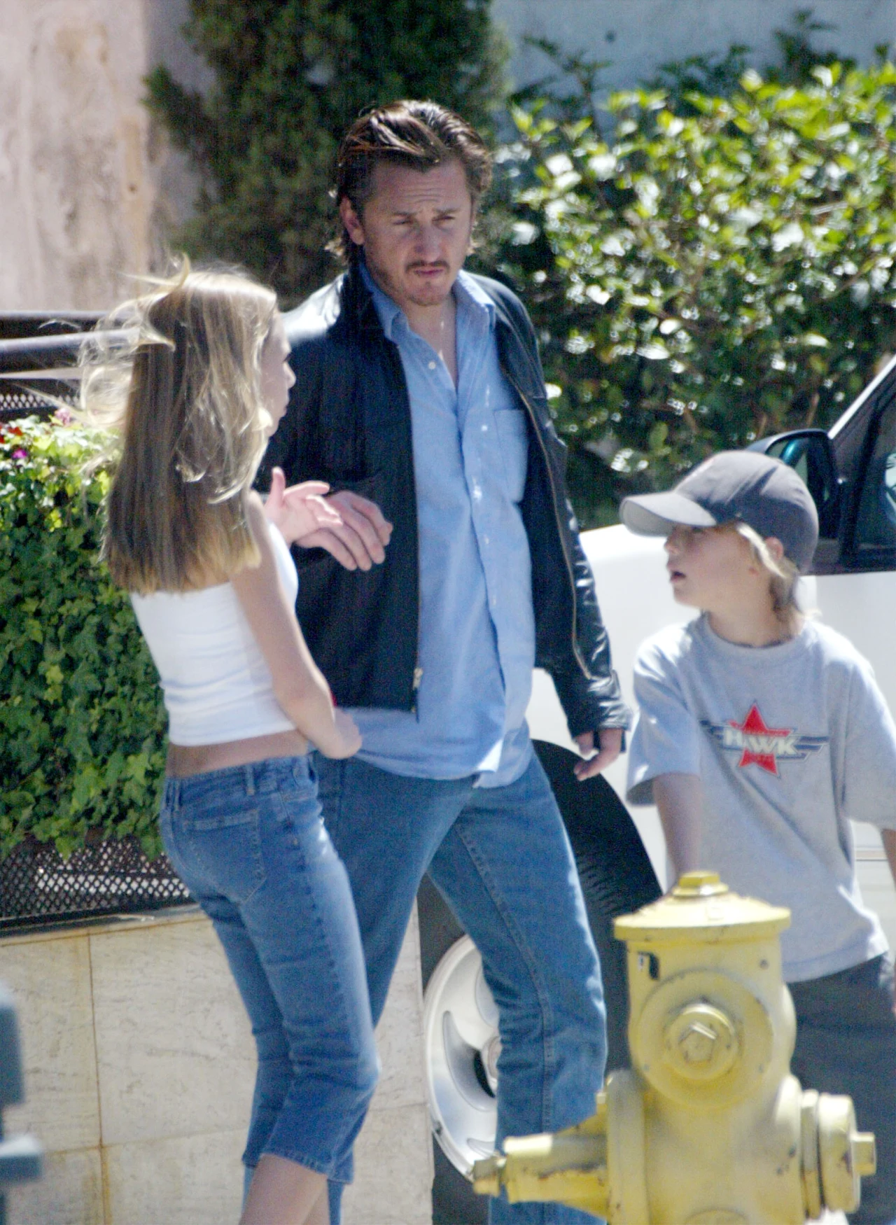 Sean Penn z dziećmi, 2002 rok Sean Penn z dziećmi, 2002 rok